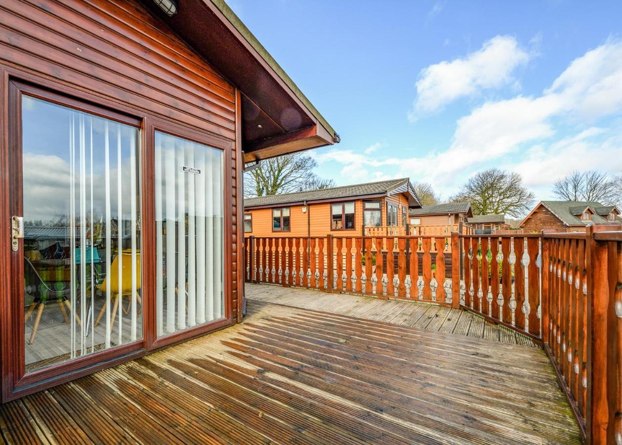 South Lakeland Leisure Village Hornby  Экстерьер фото