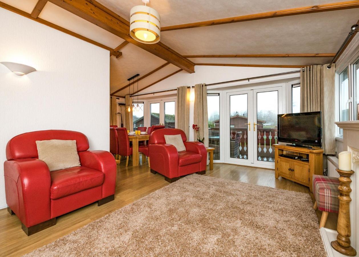 South Lakeland Leisure Village Hornby  Экстерьер фото