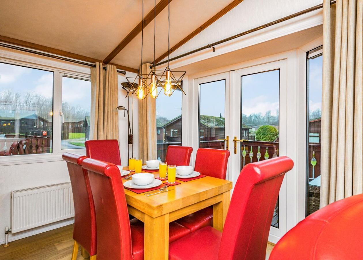 South Lakeland Leisure Village Hornby  Экстерьер фото