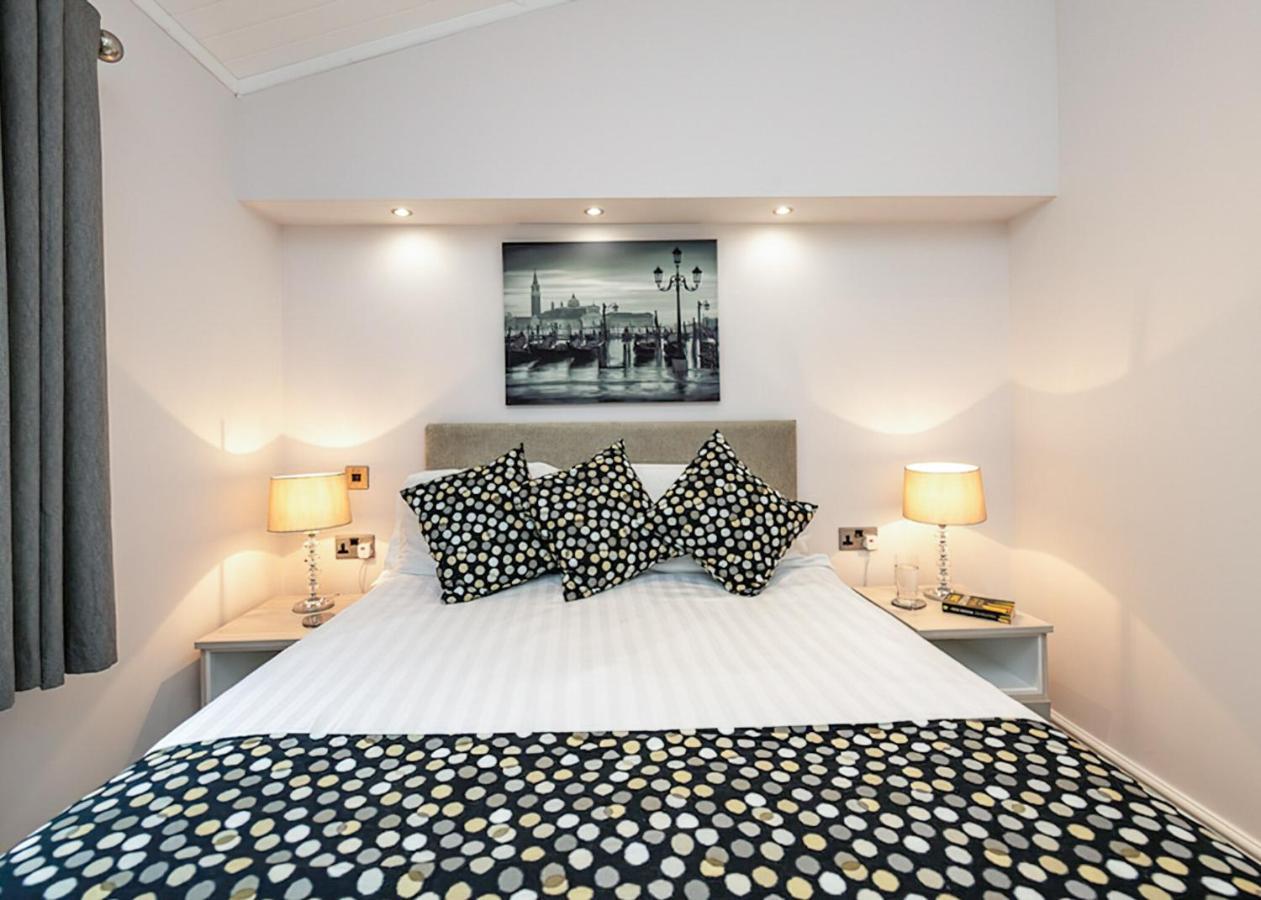 South Lakeland Leisure Village Hornby  Экстерьер фото